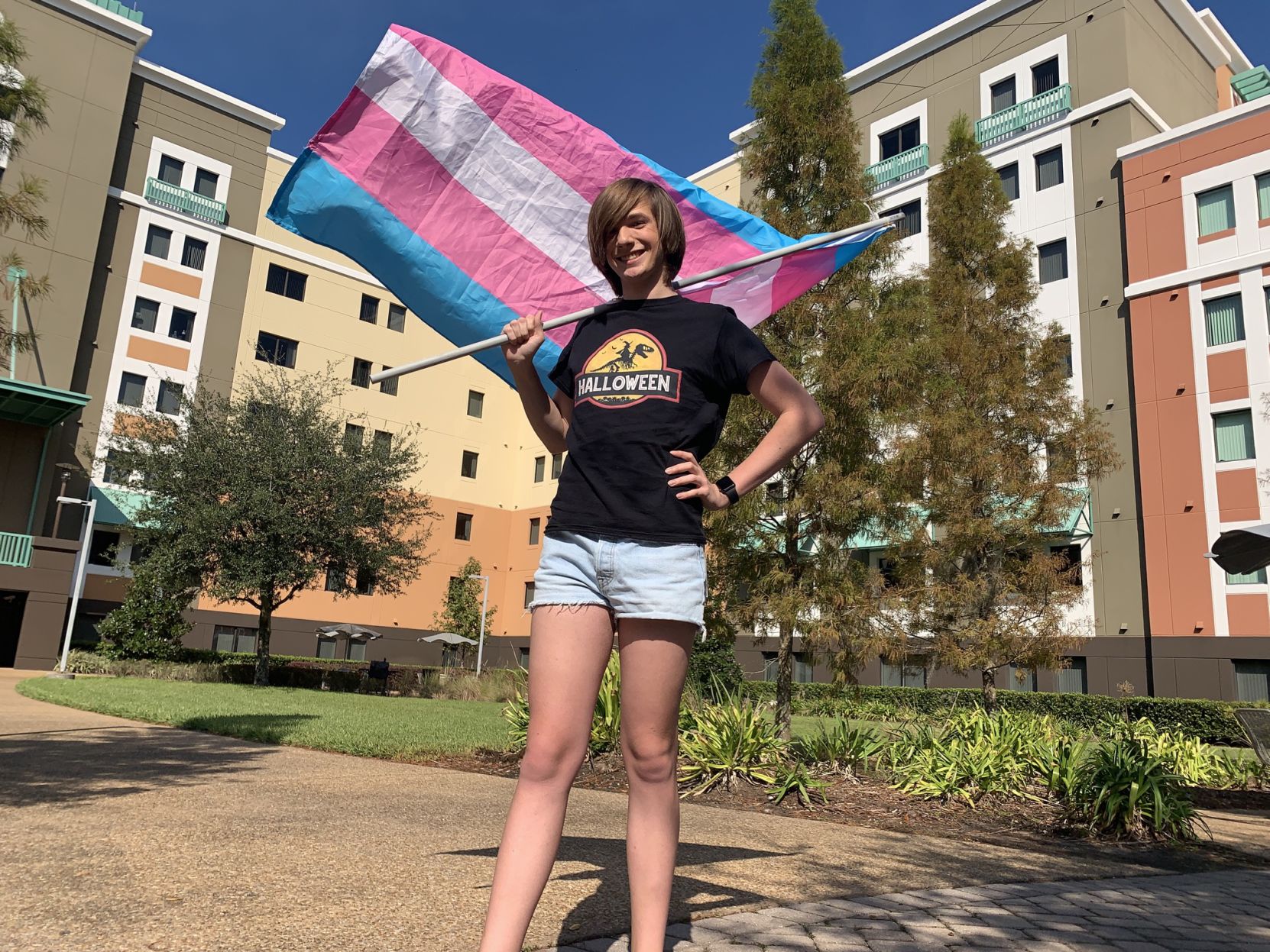 New school, new girl: UCF freshman starts transition (USE top)